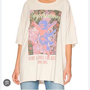 Daydreamer fun graphic tee